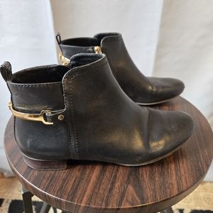 Tory Burch Ankle Bootie - Size 6.5